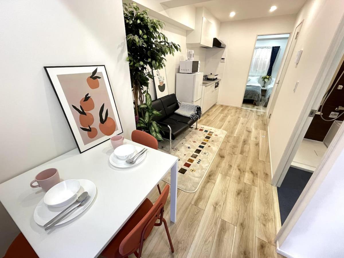【ギフト】 Apartment Nishi-Ike Room Aparthotel book — Japan Tokyo, 1 バッグ