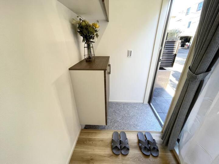 Nishi-Ike Apartment Room 1 Tokyo, Japan — book Aparthotel